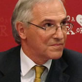  Dr. Nicolás Jouve