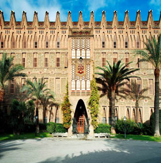 El colegio de las Teresianas, en el corazón de Gaudí