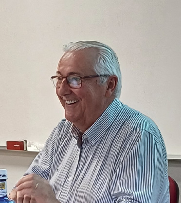  Jose Luís González