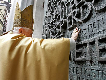 Benedicto XVI, Gaudí y la Sagrada Familia
